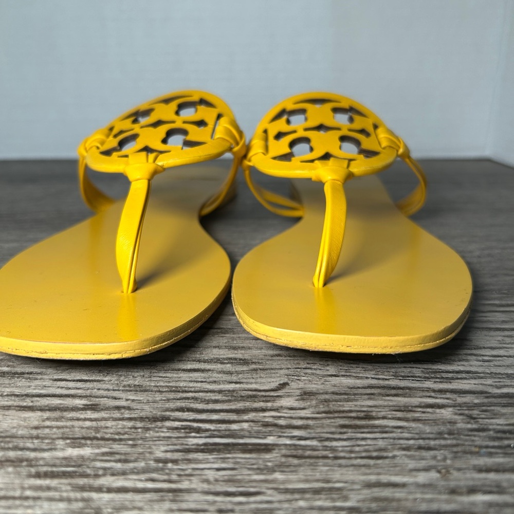 Tory Burch Sandals - Picture 5 of 7